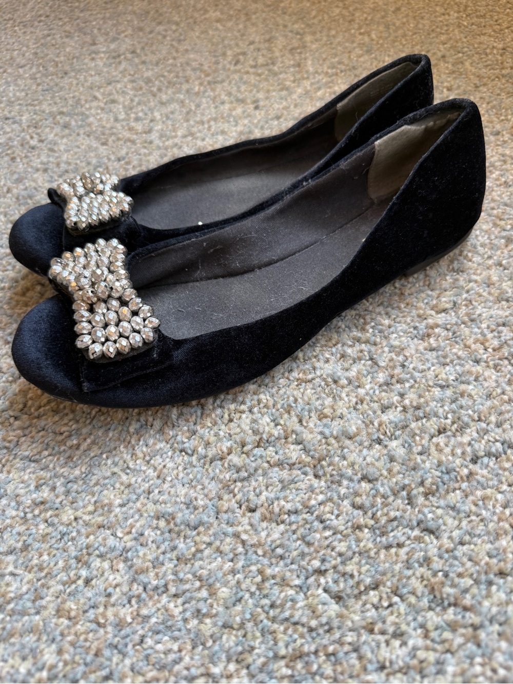 Black Velvet beaded Bow Ballet Flats women’s size 10